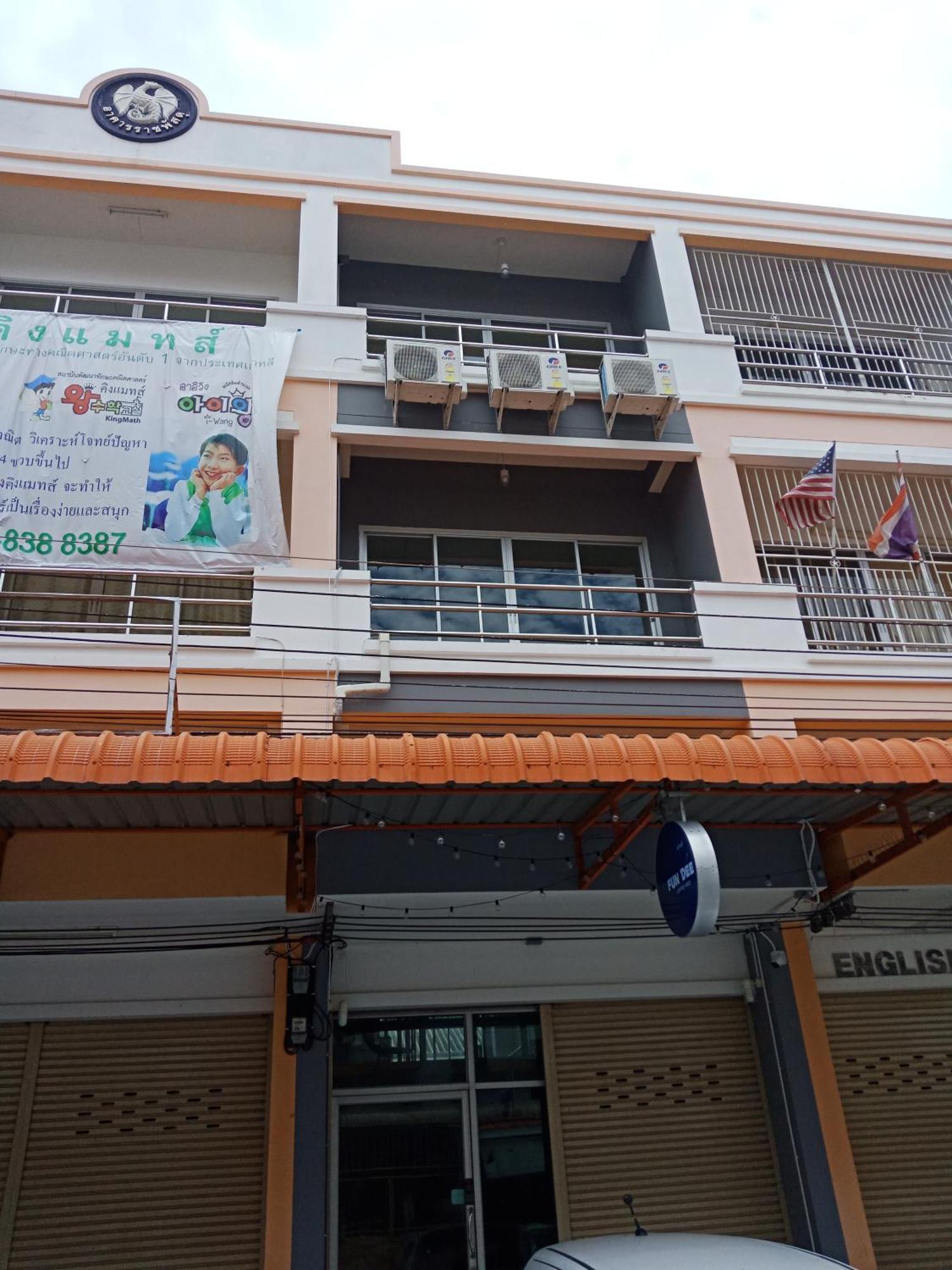 Fun Dee Hostel Ayutthaya Екстер'єр фото