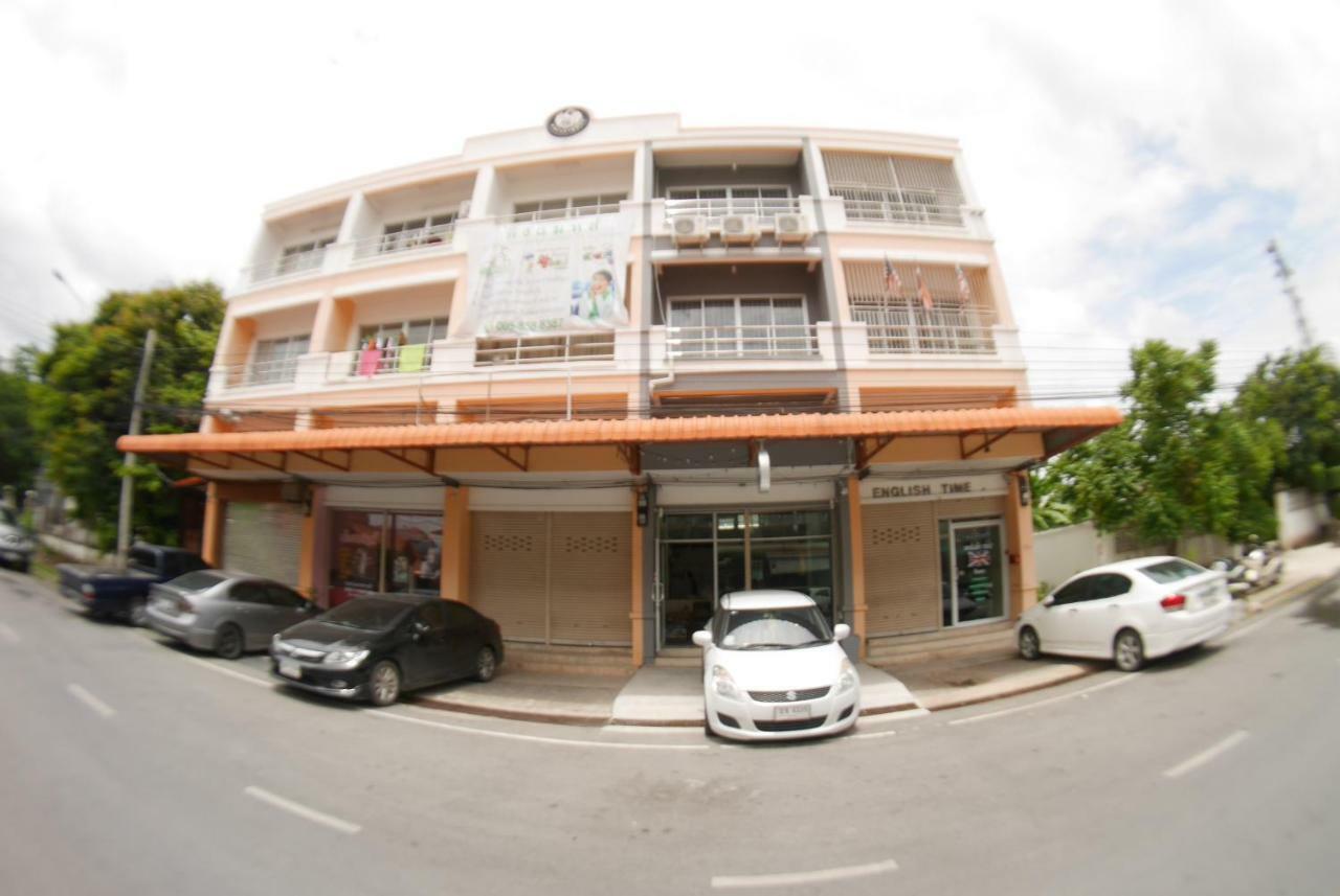 Fun Dee Hostel Ayutthaya Екстер'єр фото
