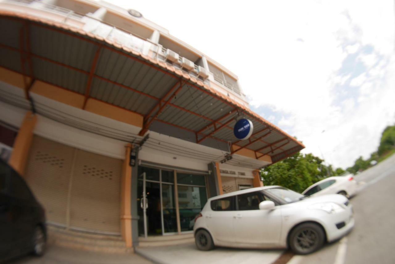 Fun Dee Hostel Ayutthaya Екстер'єр фото