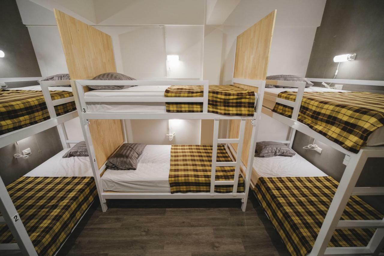 Fun Dee Hostel Ayutthaya Екстер'єр фото