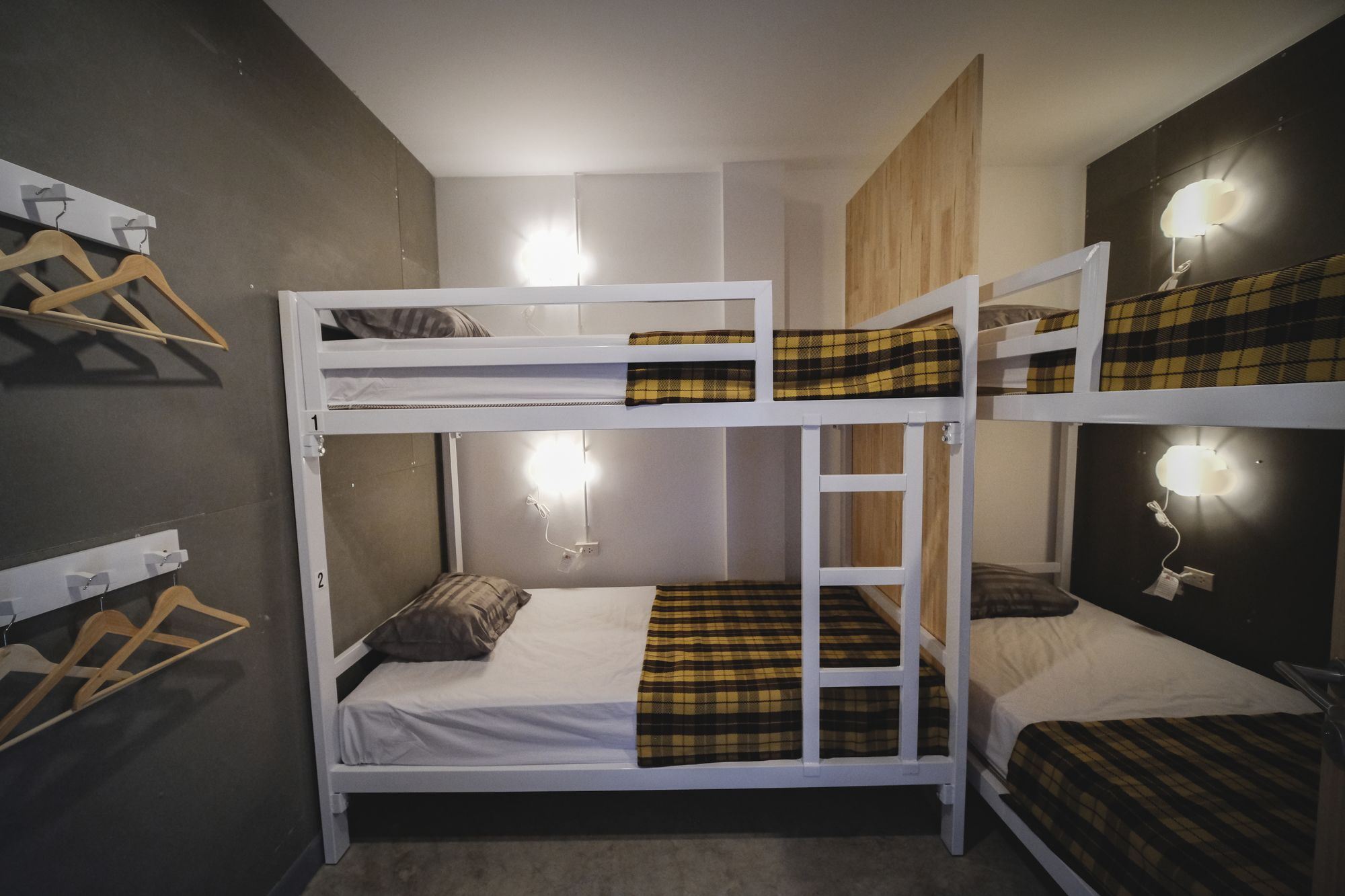 Fun Dee Hostel Ayutthaya Екстер'єр фото